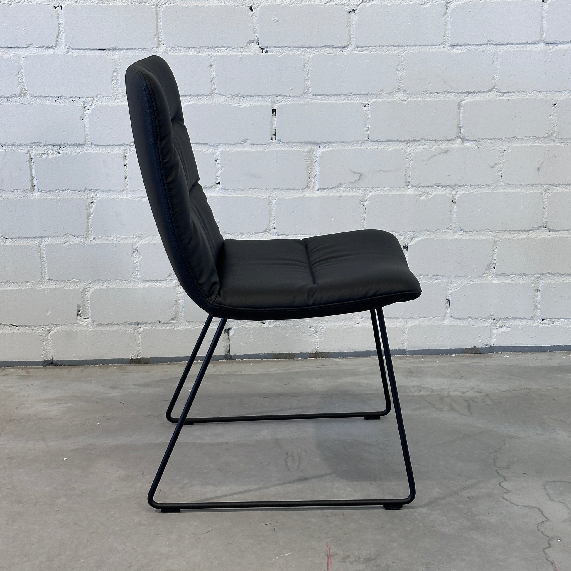 KFF Stuhl arva light schwarz (Neuware) [AKTION -40%]