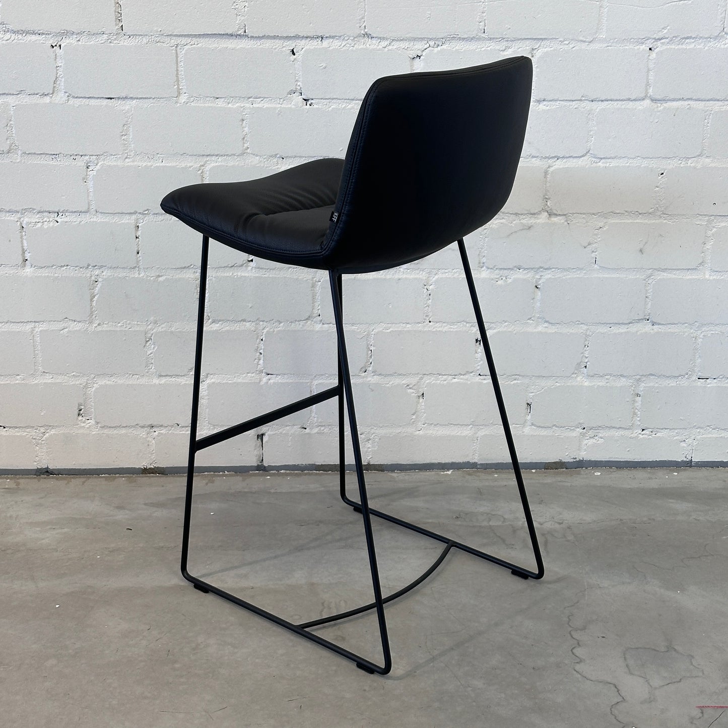 KFF Barhocker arva light bar schwarz (Neuware) [AKTION -50%]