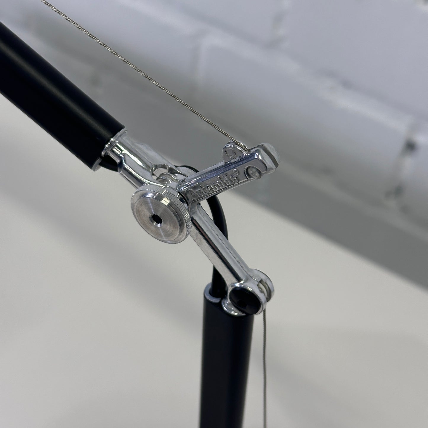 Artemide Tolomeo Micro Table versch. Farben [SONDERPOSTEN NEUWARE]