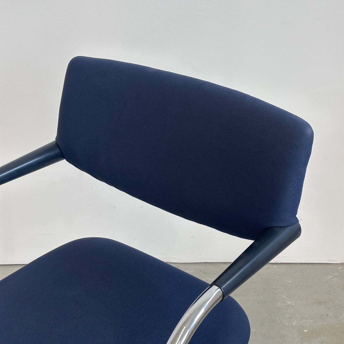 Vitra Visavis Softback dunkelblau