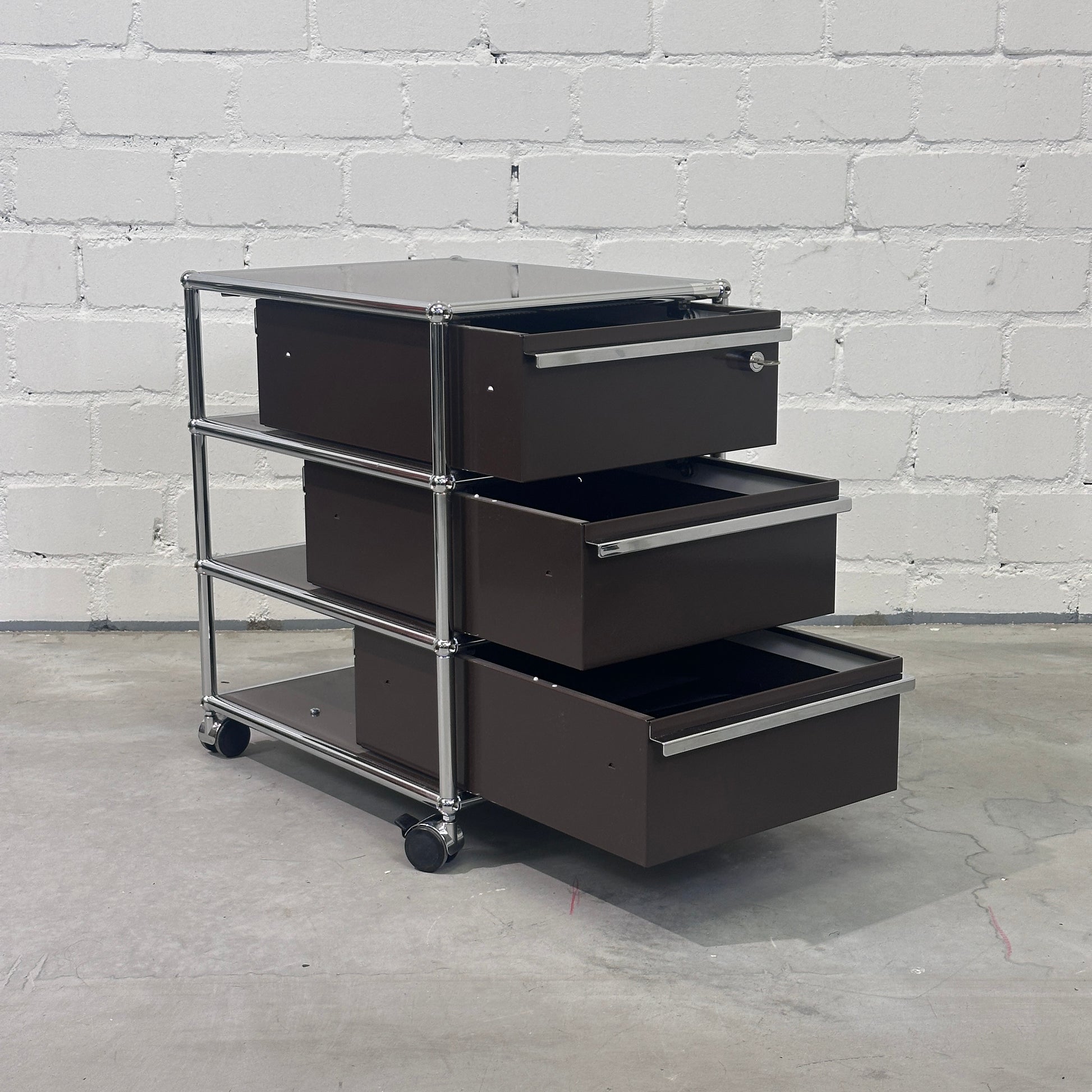 USM Haller Rollcontainer Braun 3 Auszüge