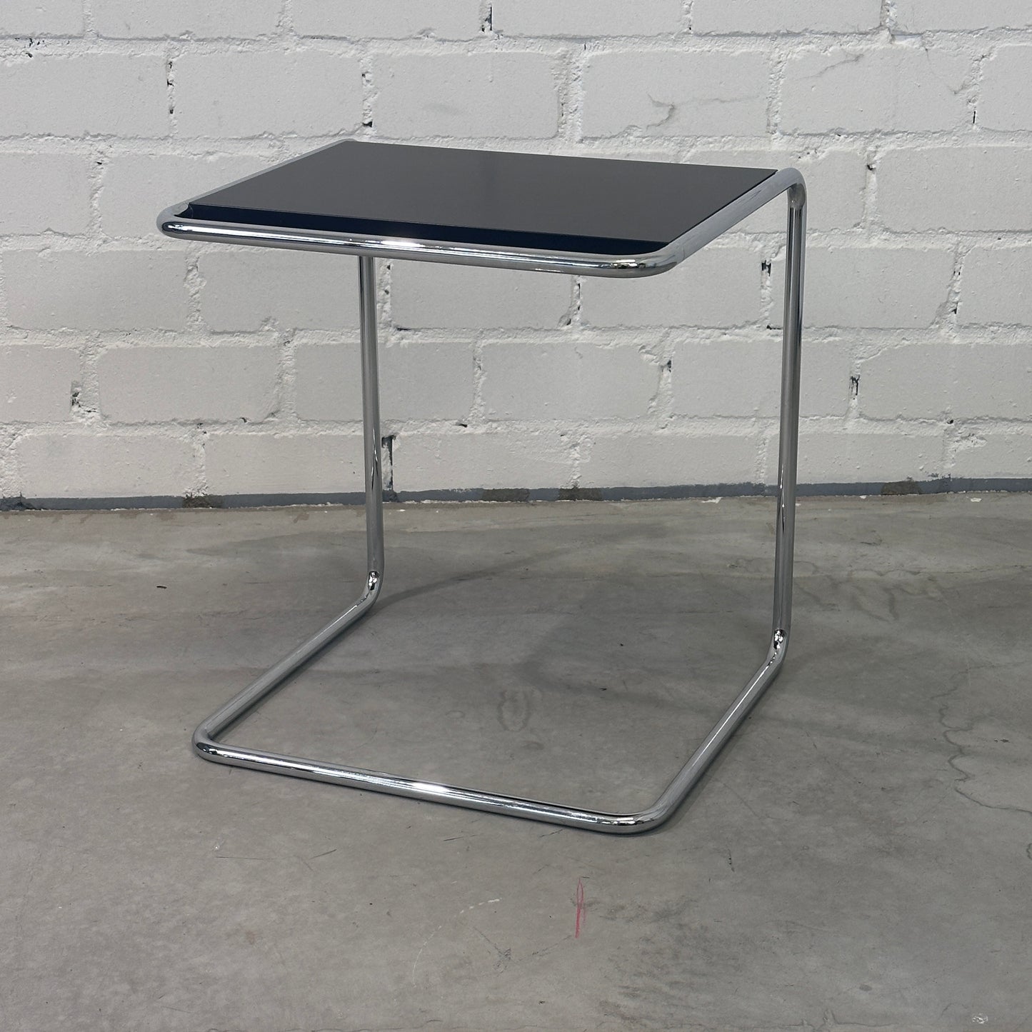 Artikelanlage B97 Beistelltisch schwarz_[kein Wert]