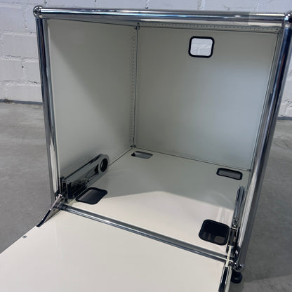 1x1 Druckermöbel 395x395mm mit 1 Klappe und 5 Kabeldurchlässe