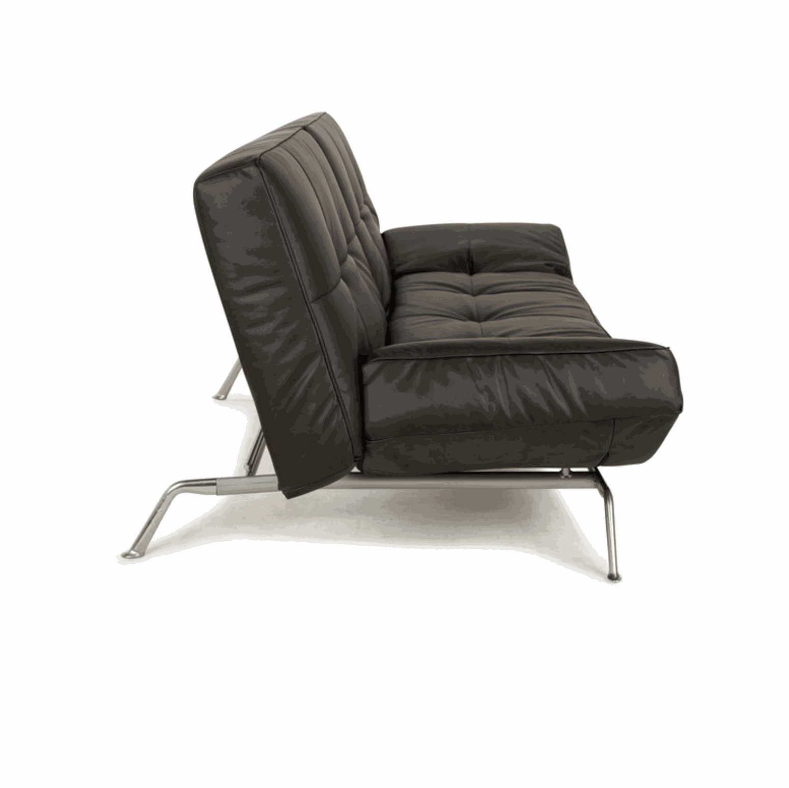 Lignet Roset Schlafsofa Smala aus schwarzem Leder mit verstellbarer Rückenlehne und Metallgestell