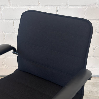 Walter Knoll Art Collection Gamma Freischwinger