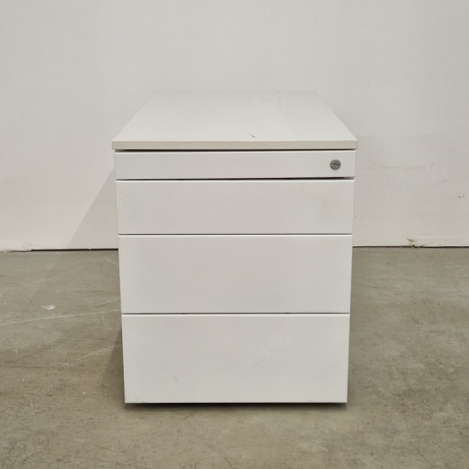 PAKET: 8 x Steelcase Rollcontainer [AKTION -80%]