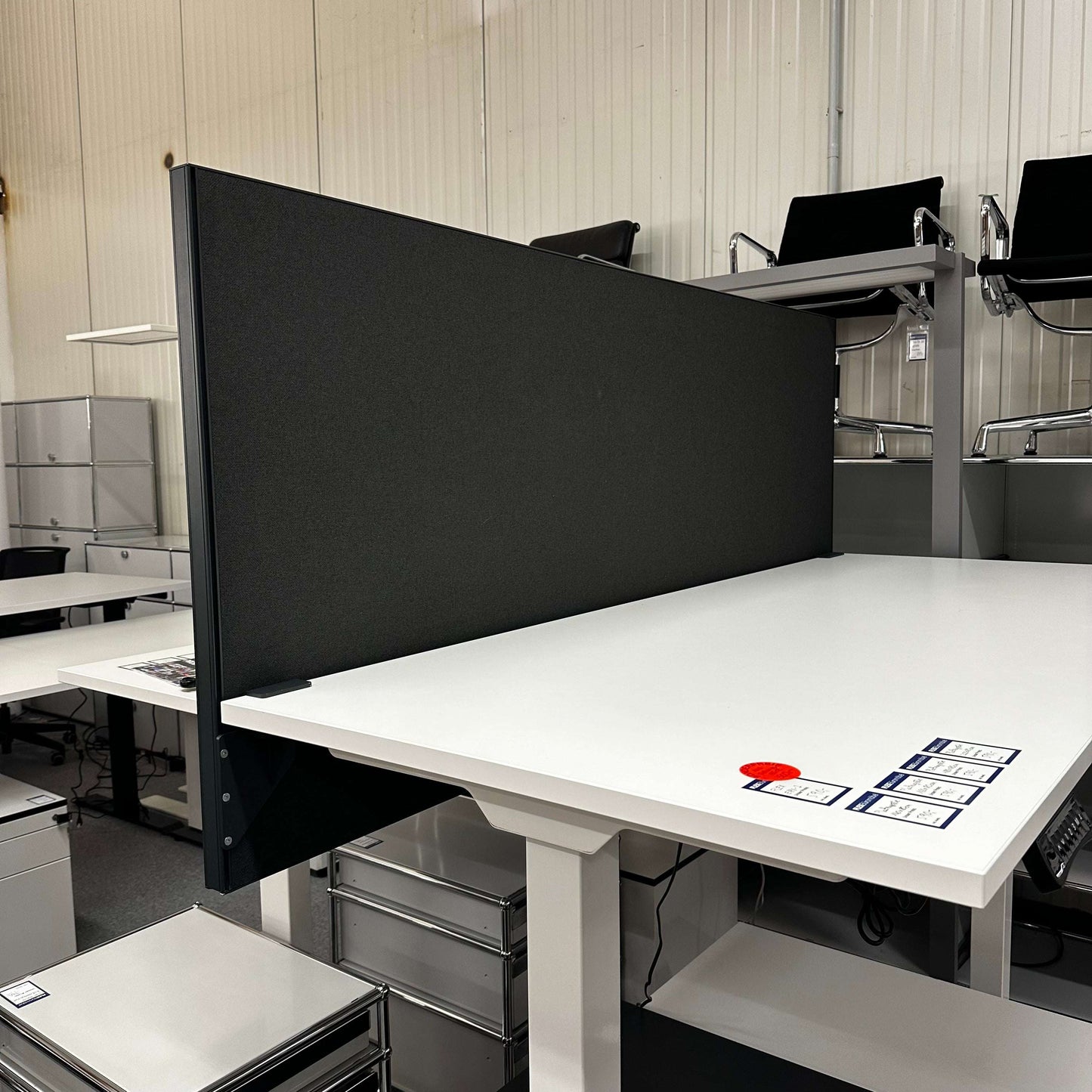 Palmberg anthracite fabric and frame desk privacy and sound protection panel for up to 3.5cm thick tabletops