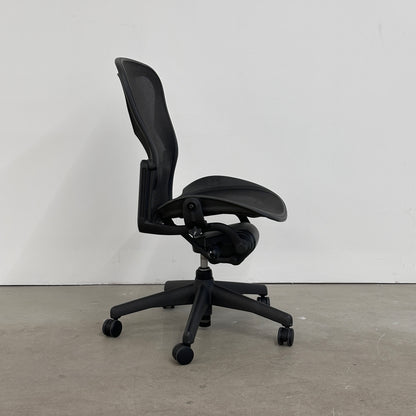 Herman Miller Aeron schwarz (ohne Armlehnen)