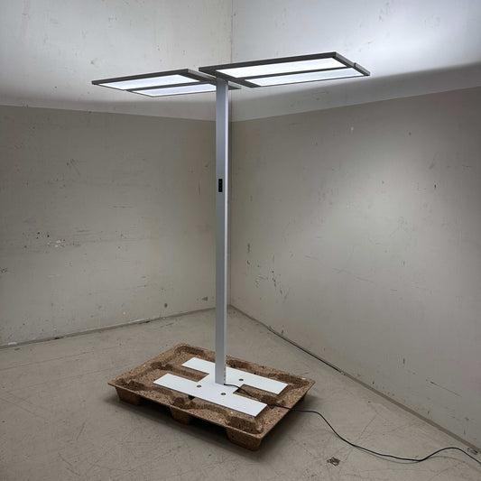 Regent Lighting Lightpad LED Stehleuchte für 4 Tische dimmbar mit Bewegungsmelder weiß