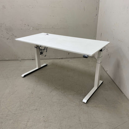 Sedus Temptation Speed elektrisch höhenverstellbarer weißer Schreibtisch 160x80 cm mit schnellem Motor und USB-Anschlüssen