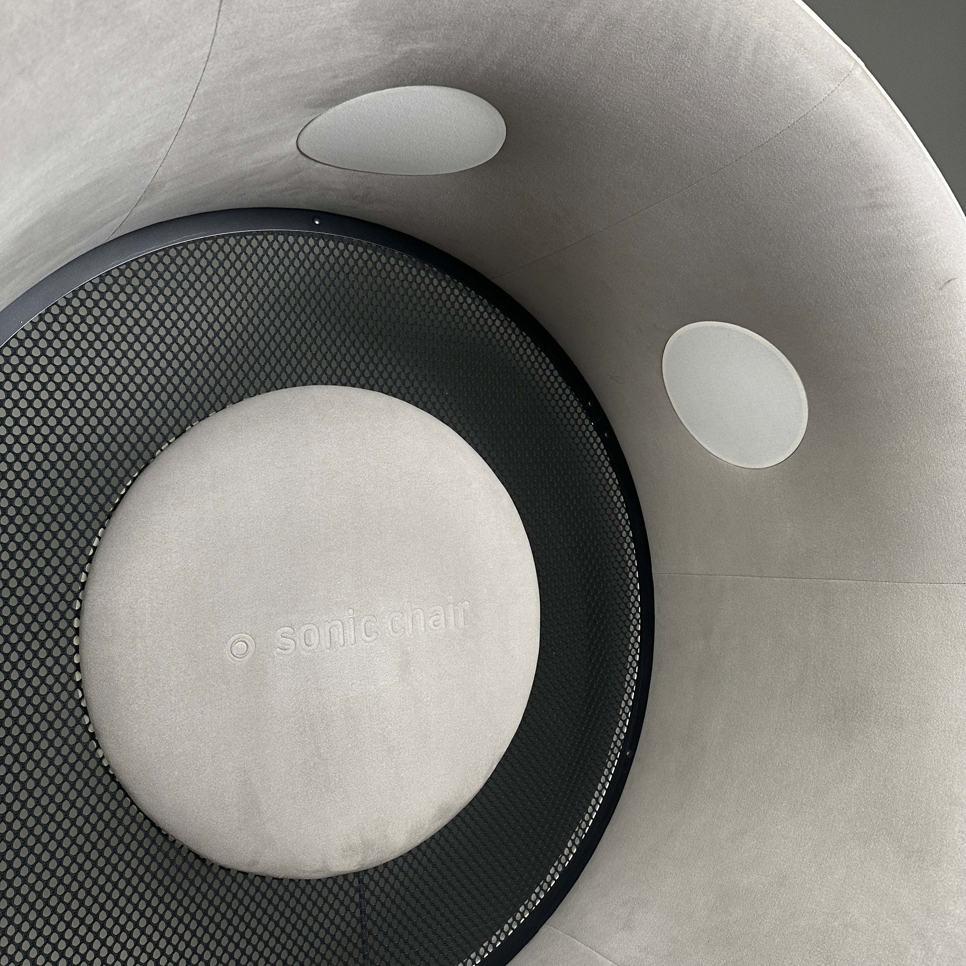 Sonic Chair 3.1 Audiosessel mit hochwertigem Veloursleder und integriertem Lautsprechersystem für intensives Hörerlebnis