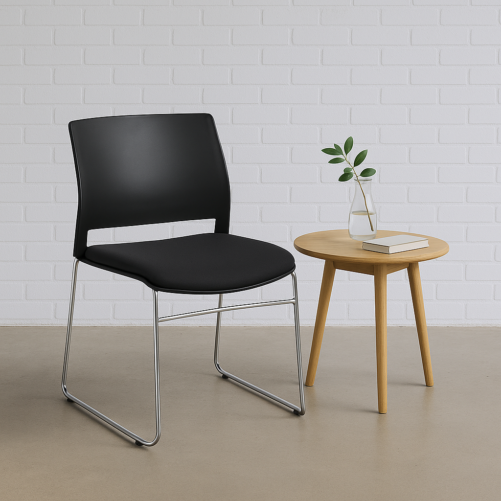 Stapelstuhl schwarz/Chrom gepolstert [SONDERPOSTEN NEUWARE]