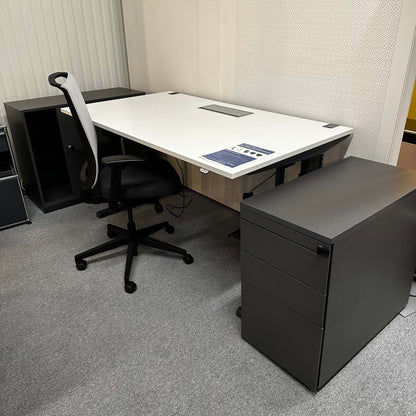 Steelcase Activa Lift electric height adjustable desk 160x80cm white top anthracite frame with office chair and cabinet