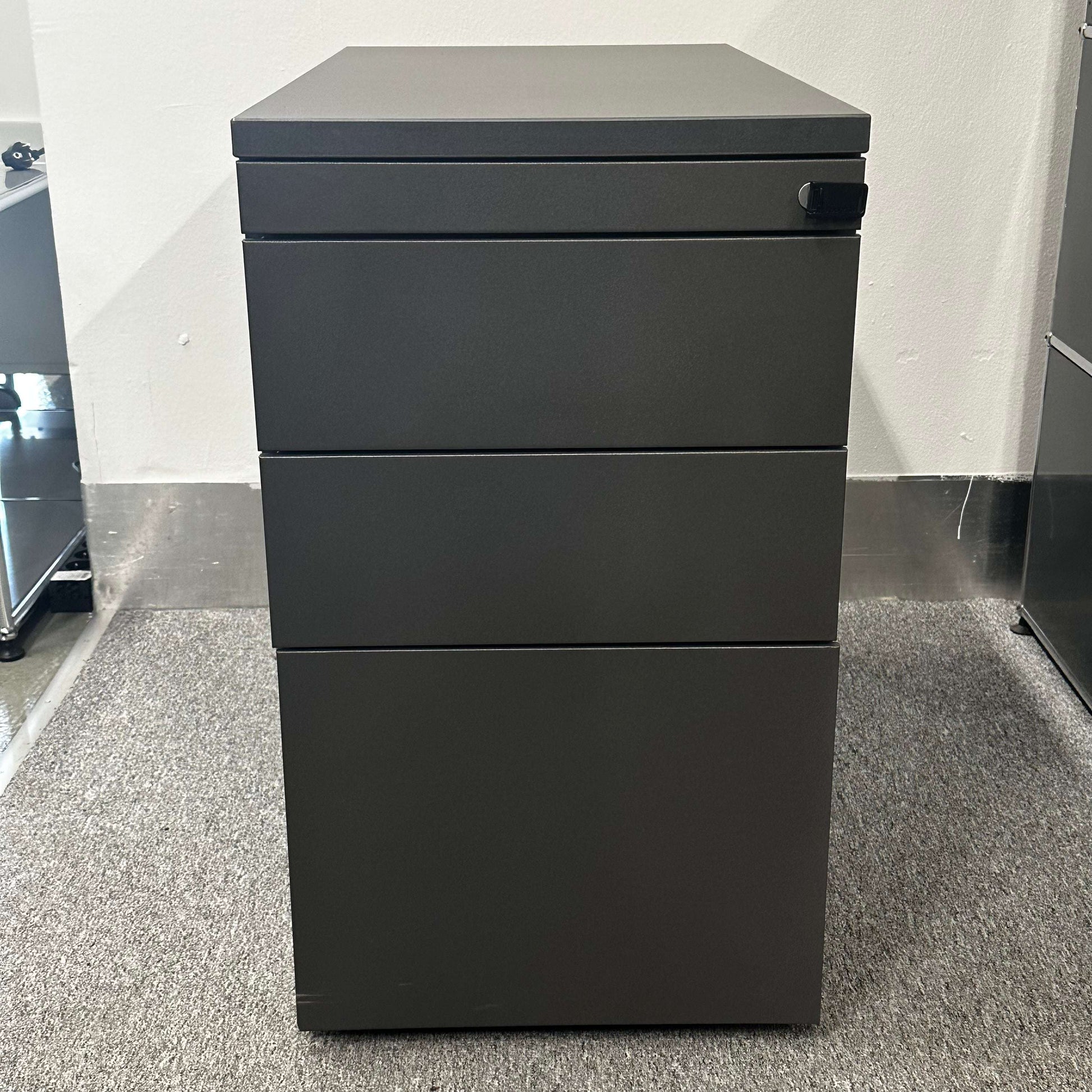 Steelcase Anstellcontainer office storage cabinet in anthracite wood, 42x80x72cm