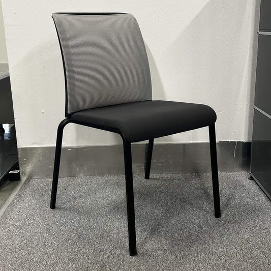 Steelcase Eastside Stapelstuhl modern black stackable office chair with mesh backrest and cushioned seat