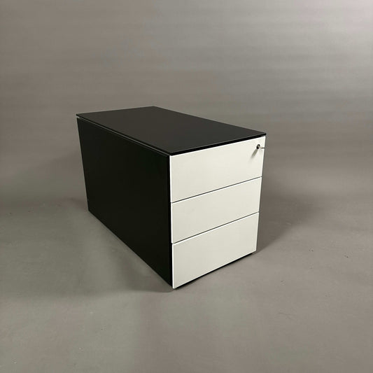 Steelcase Rollcontainer anthrazit weiß mit 3 abschließbaren Auszügen aus lackiertem Stahlblech