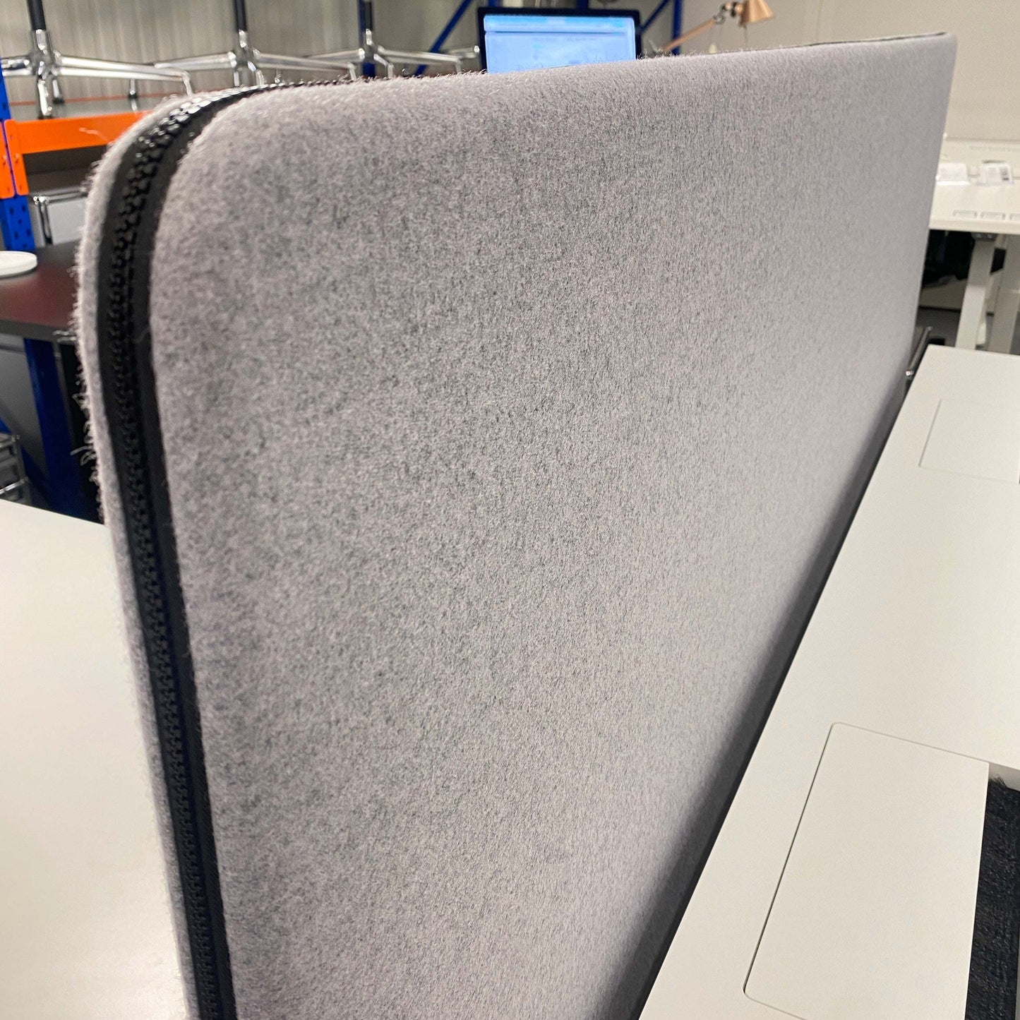 Grey fabric Stellwand/Trennwand Schallschutz screen panel 180x140cm with black zipper edge and black foot set