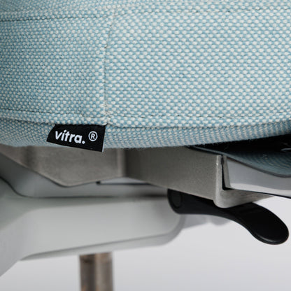 Vitra ID Trim eisblau
