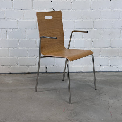 Hiller Objektmöbel Stapelstuhl Aticon Eiche