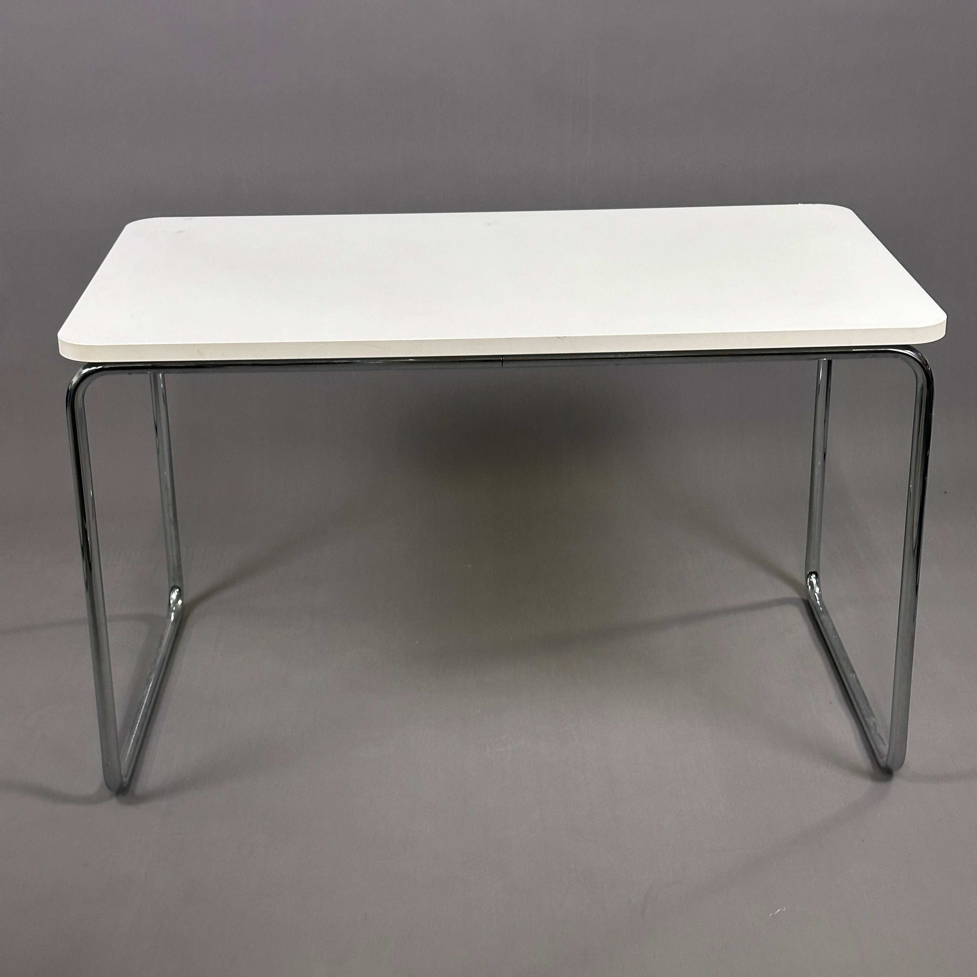 Thonet Schreibtisch S285/0 weiß mit Chromgestell, modernes Design von Marcel Breuer