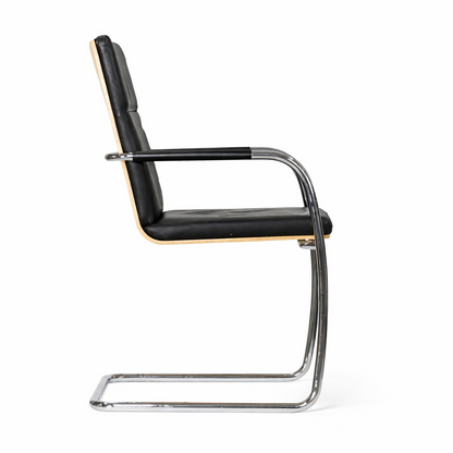 Thonet S 61 Freischwinger