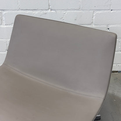 Artikelanlage Catifa 80 Lounge Leder Farbe greige , Allianz München ([kein Wert])