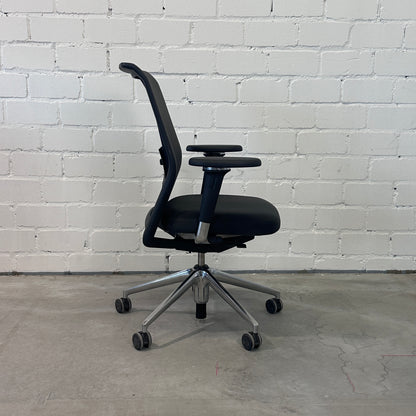 Vitra ID Mesh grau/schwarz