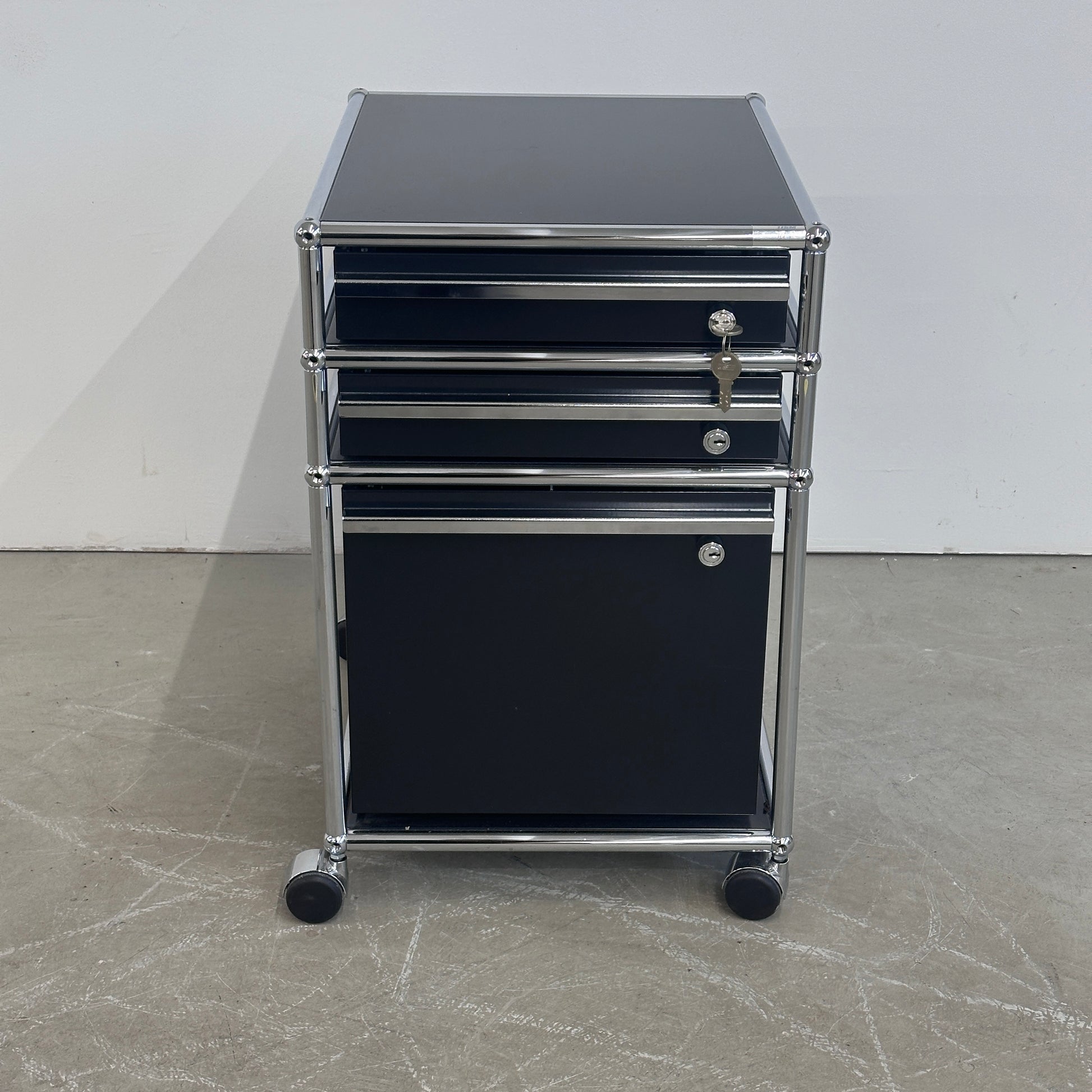 USM Haller Rollcontainer 3 Auszüge schwarz (abschließbar)