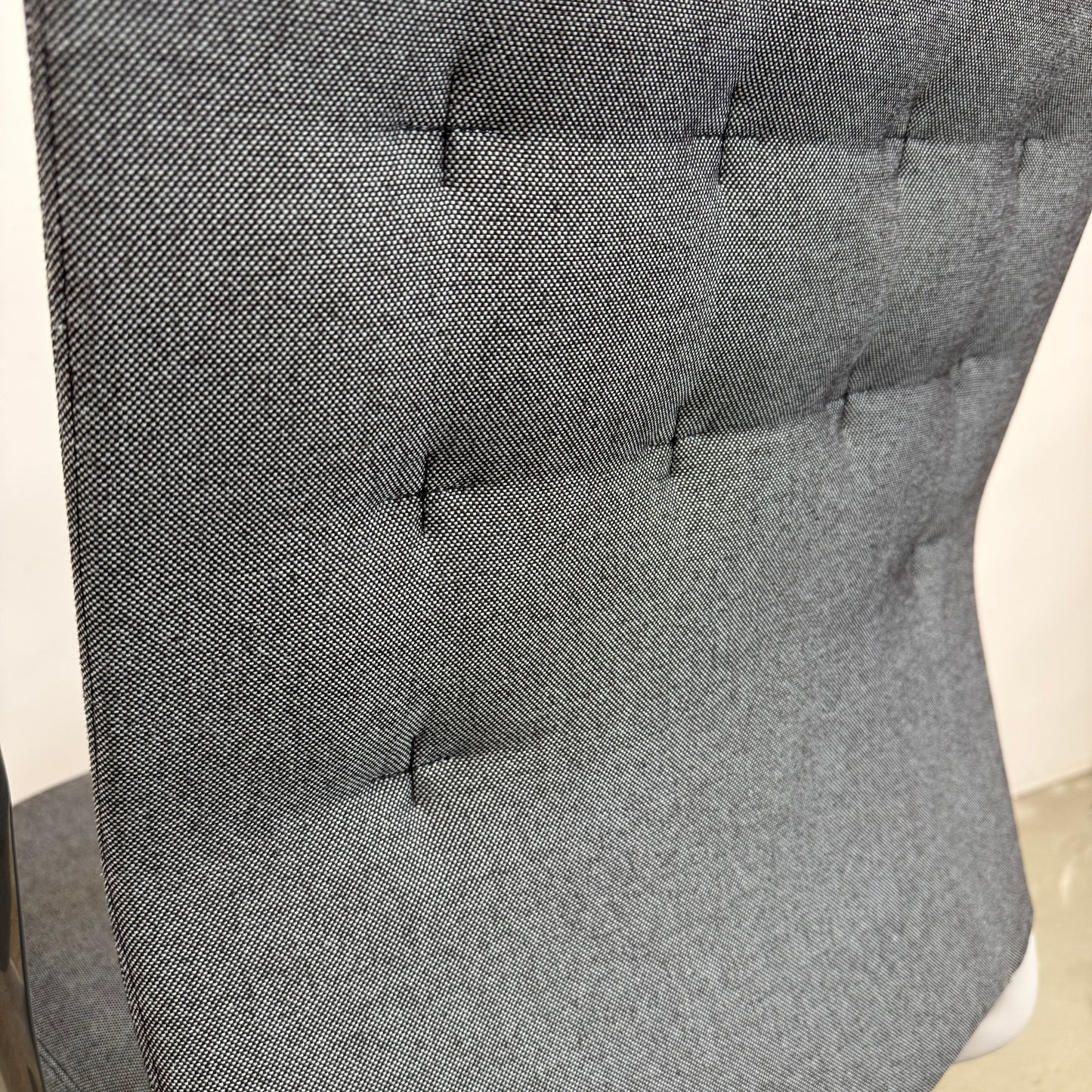 Vitra ID Trim dunkelgrau