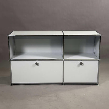 USM Haller 2x2 Sideboard TV-Board lichtgrau mit Schublade und Klappe, 127x74x38 cm