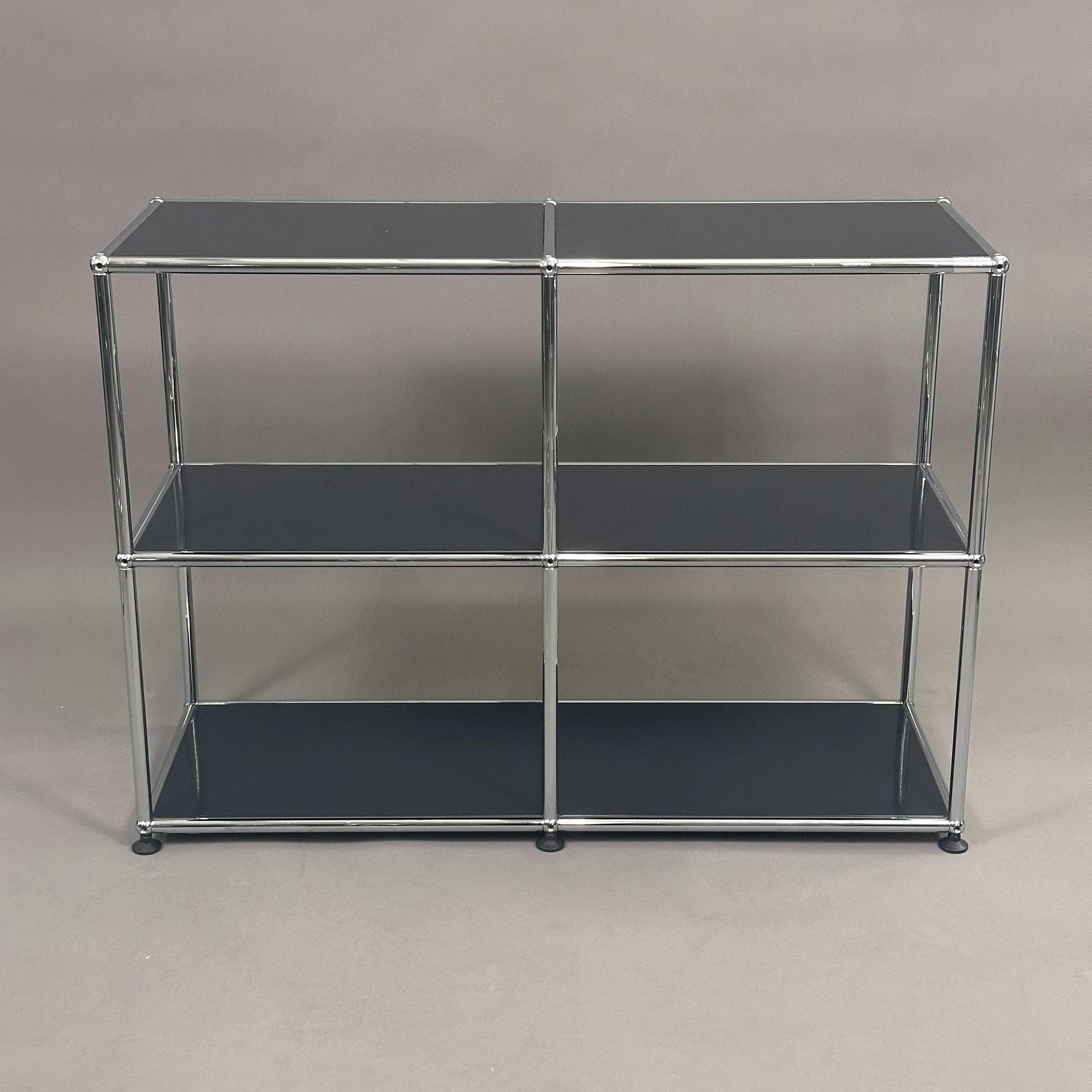 USM Haller 2x2 schwarzes Regal mit unterlackiertem Glas und Chromrahmen, 103x83x53 cm, offen, top Zustand