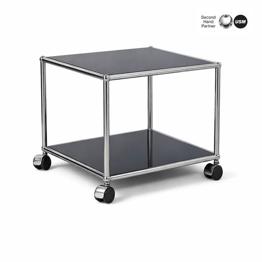 USM Haller Beistelltisch 50x39,5 schwarz