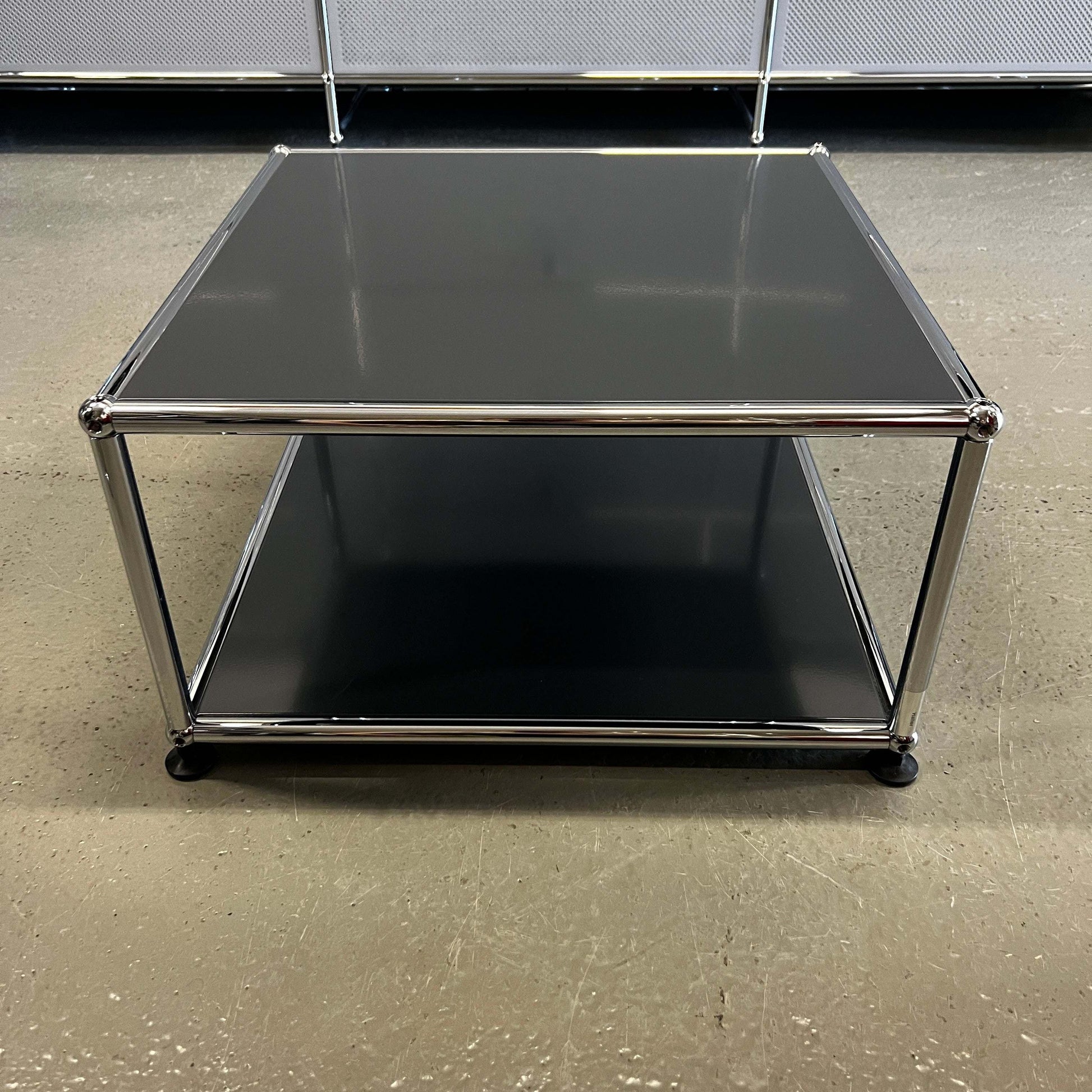 USM Haller Beistelltisch anthracite side table with chrome frame and two black shelves 53x53x30cm