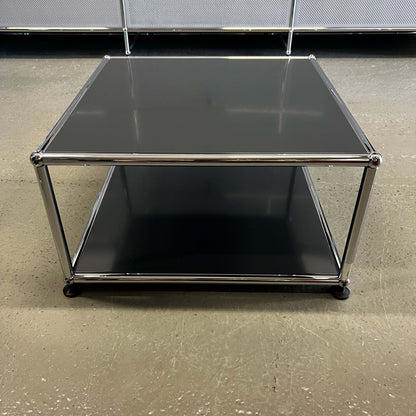 USM Haller Beistelltisch anthracite side table with chrome frame and two black shelves 53x53x30cm