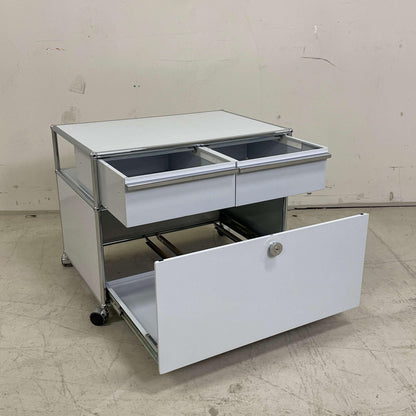 USM Haller Doppelcontainer lichtgrau mit zwei Schubladen und Rollen, Maße 77x52x56,5 cm
