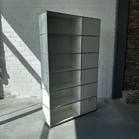 USM Haller Garderobe 2x6 Regal weiß mit offener Garderobe und Kleiderstange, modernes Stauraumsystem