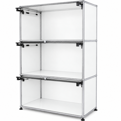 Weißes USM Haller Highboard 1x3 mit drei offenen Fächern, verchromtem Stahlrohrrahmen und 77x109x38 cm Maßen.
