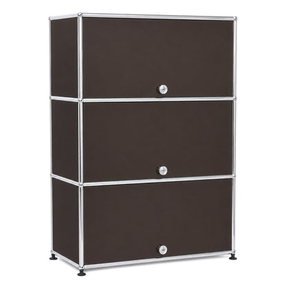 Braunes USM Haller Highboard 1x3 mit drei abschließbaren Einschubtüren und verchromtem Stahlrohrrahmen.