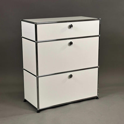 USM Haller Highboard weiß mit Klappen und Auszug modernes Design kompakt
