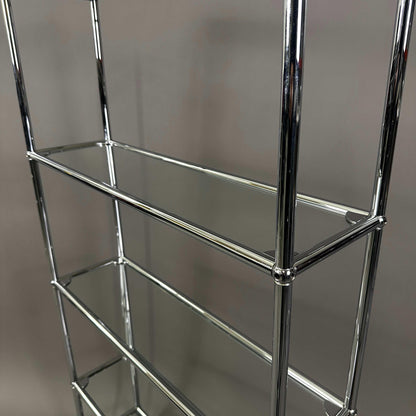 USM Haller Highboard mit Glasoberflächen und chromfarbenem Rahmen, Maße 77 x 22 x 144 cm