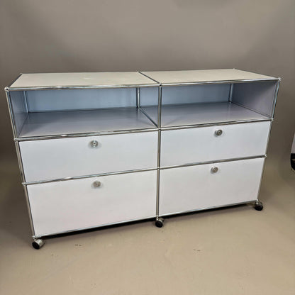 USM Haller Highboard 2x3 Fächer mattsilber mit 4 Auszügen auf Rollen, moderne modulare Stahlkonstruktion, Maße 153x93x53 cm