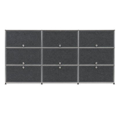 USM Haller Highboard 3x3 in Mittelgrau mit perforierten Schallschutz-Fronten und verchromtem Stahlrohrrahmen.