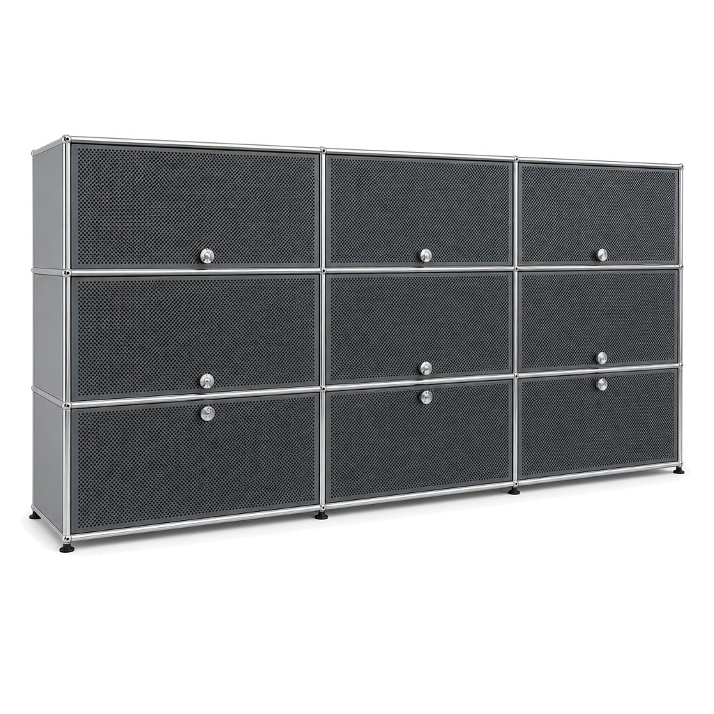 USM Haller Highboard 3x3 in Mittelgrau mit perforierten Schallschutz-Fronten und verchromtem Stahlrahmen.