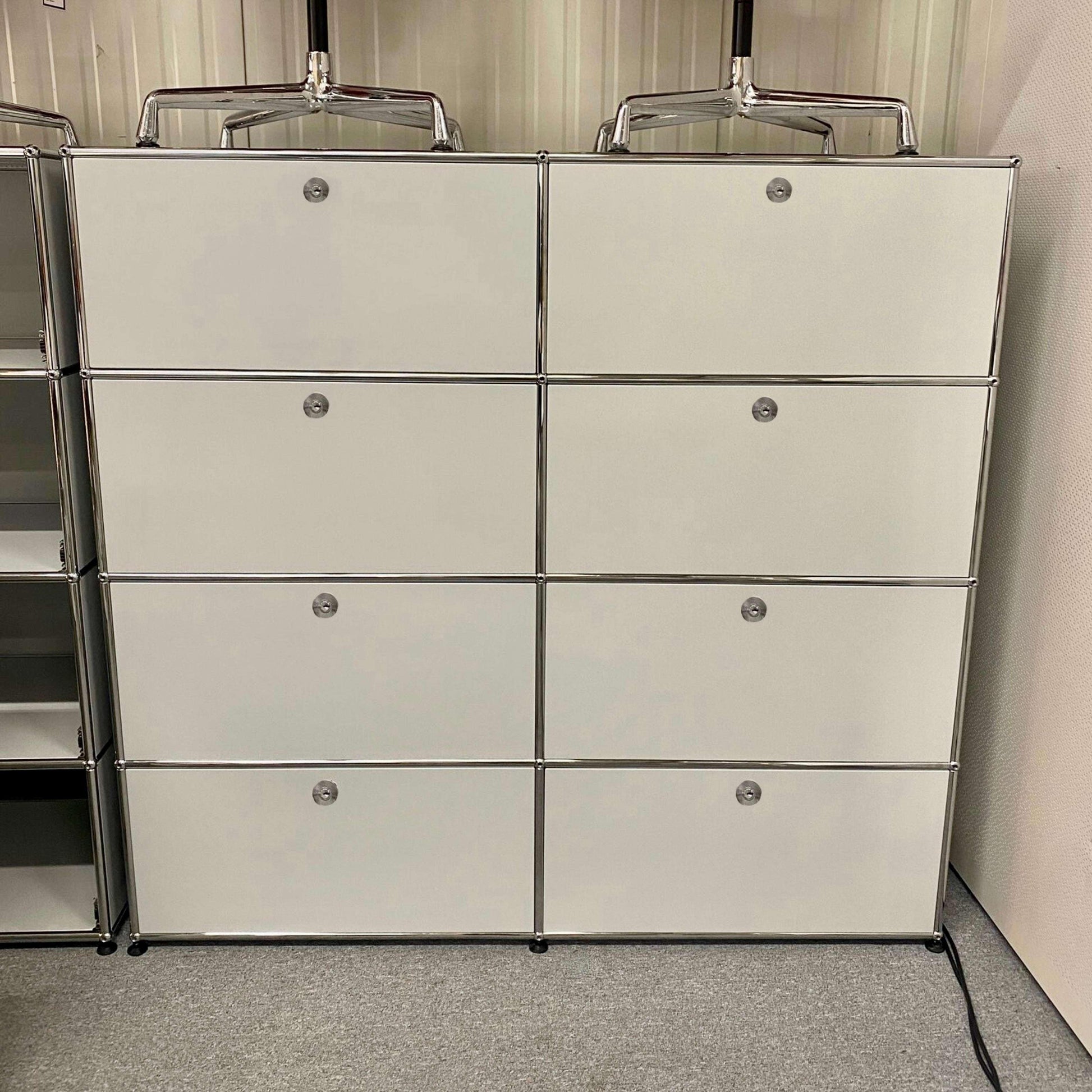 USM Haller highboard in light gray with eight drawers and hanging file inserts, 153x53x144cm, used condition