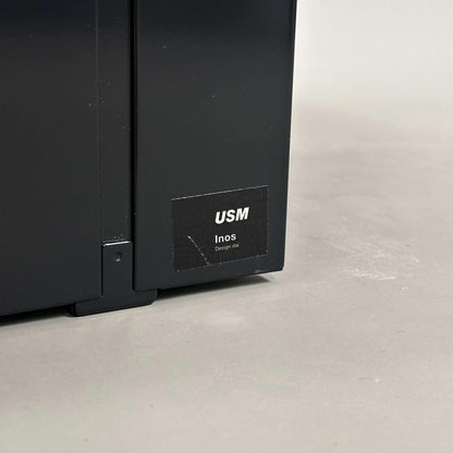 USM Haller Inos Kasten-Set schwarz mit 5 oder 10 Schubladen in graphitschwarz, kompakte Maße 31,5x24x33,5 cm, Secondhand-Angebot mit 25% Rabatt