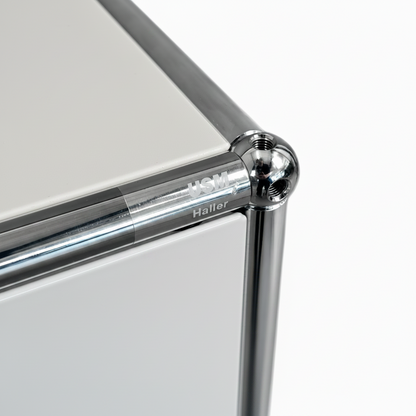 USM Haller Sideboard 2x2 lichtgrau 4 Auszüge