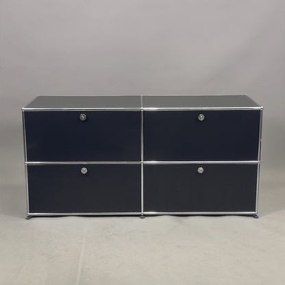 USM Haller Sideboard 2x2 in Graphitschwarz mit 4 abschließbaren Klappen, 153x75x53 cm
