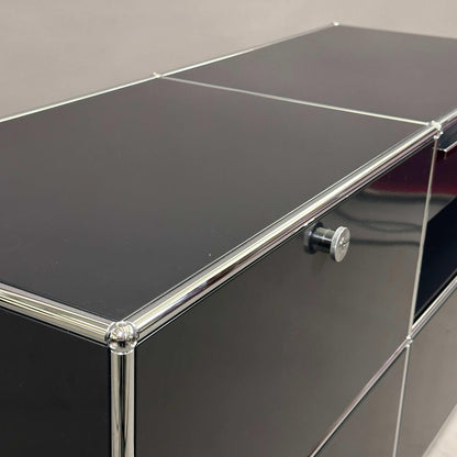 USM Haller Sideboard 2x2 graphitschwarz mit Chromrahmen und Organizer Einsätzen, 50 cm Tiefe