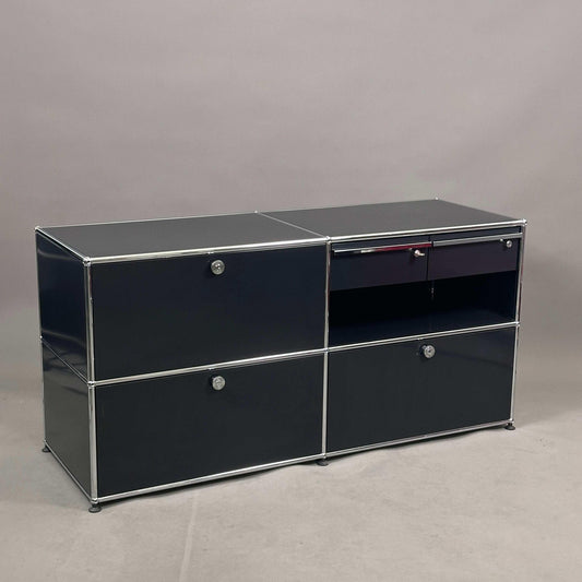 USM Haller Sideboard 2x2 in Graphitschwarz mit Auszügen, Klappe und Organizer-Schubladen, 75x153x53 cm