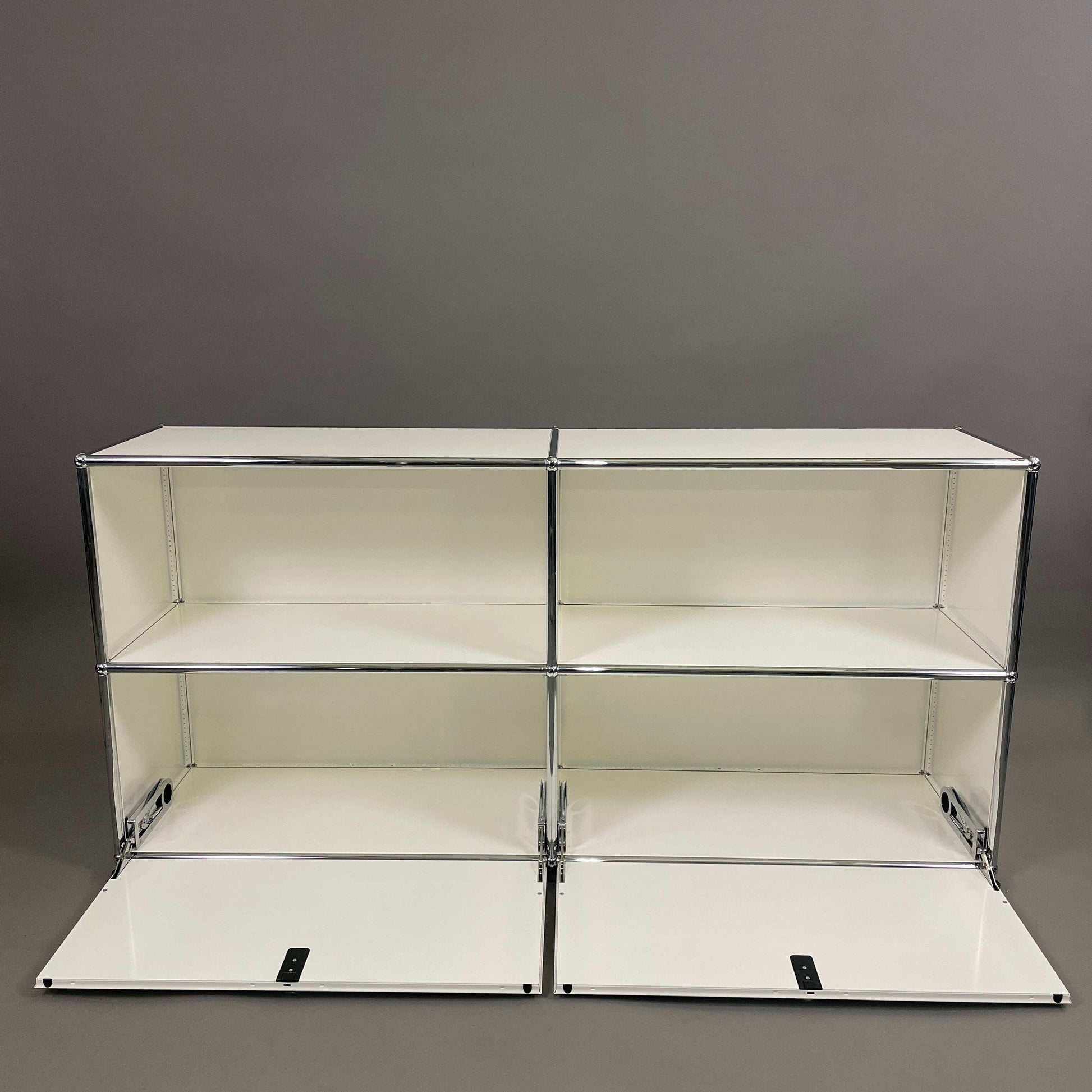 USM Haller Sideboard 2x2 weiß 2 Klappen (abschließbar)